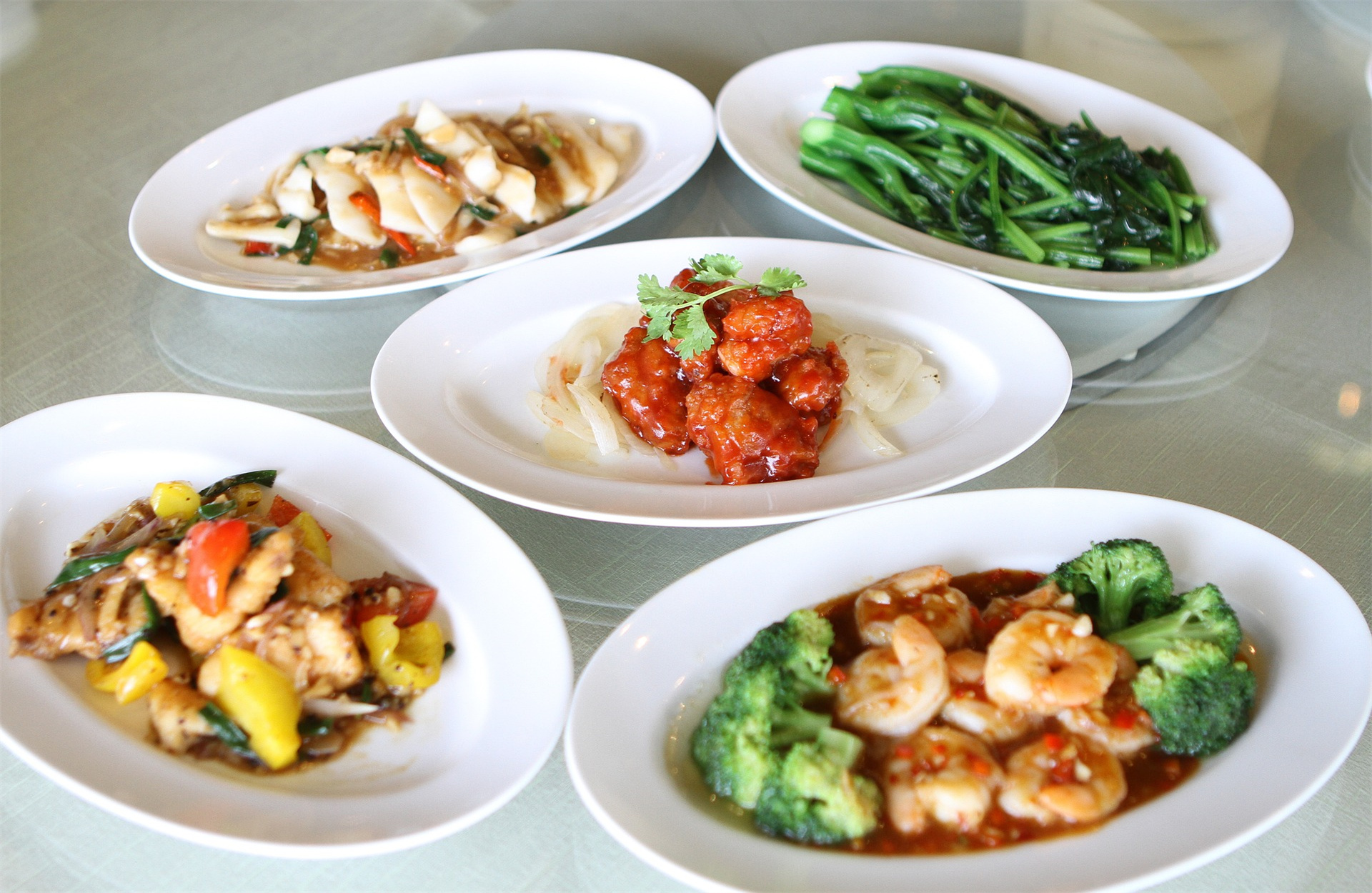 Assorted Chinese Stir-fry Dishes at Red Apple Buffet, a Buffet restaurant in Chicago